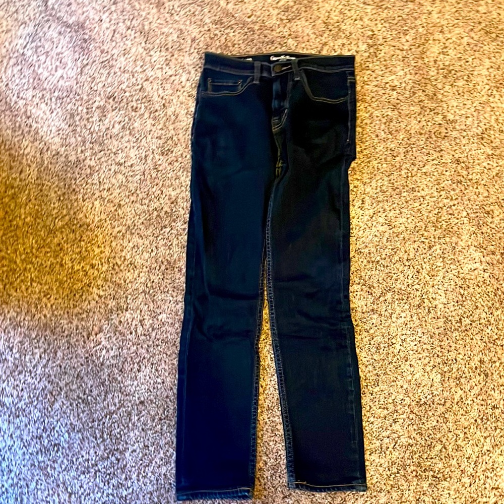 Dark wash skinny jeans